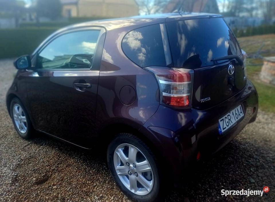 Sprzedam Toyota IQ Rok produkcji 2010