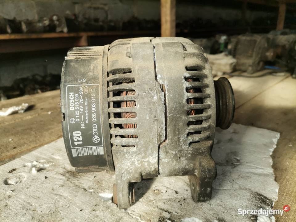 Alternator Audi A4 B5 19 028903018E Pozostałe Wisznice