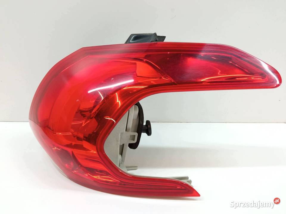 LAMPA TYŁ PRAWA 9678074380 Peugeot 2008 I Lampy tylne