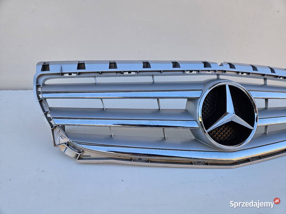 MERCEDES BKLASA W246 1114 GRILL ATRAPA ZDERZAKA Atrapy Międzychód