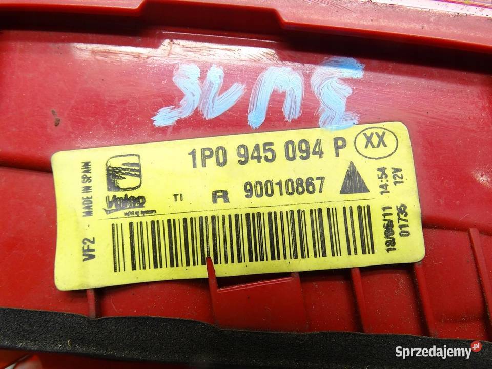 LAMPA PRAWA PRAWY TYŁ TYLNA W KLAPE SEAT LEON II małopolskie