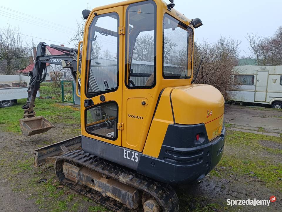 VOLVO EC 25 minikoparka Chociwel sprzedam