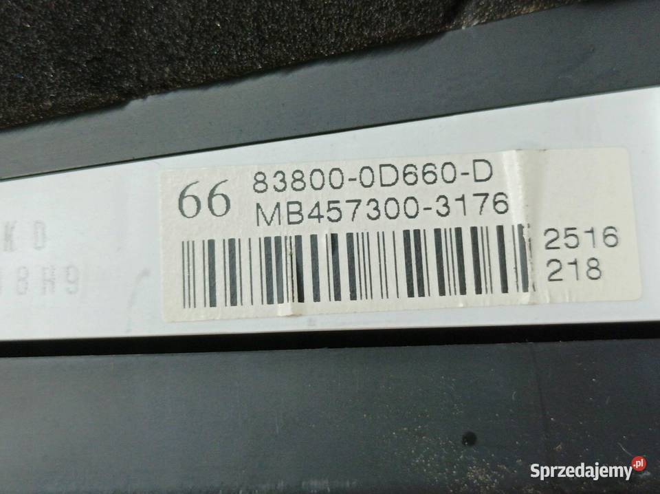 LICZNIK 838000D660D 10 B Toyota Yaris II Rok produkcji 2007 Liczniki i zegary świętokrzyskie