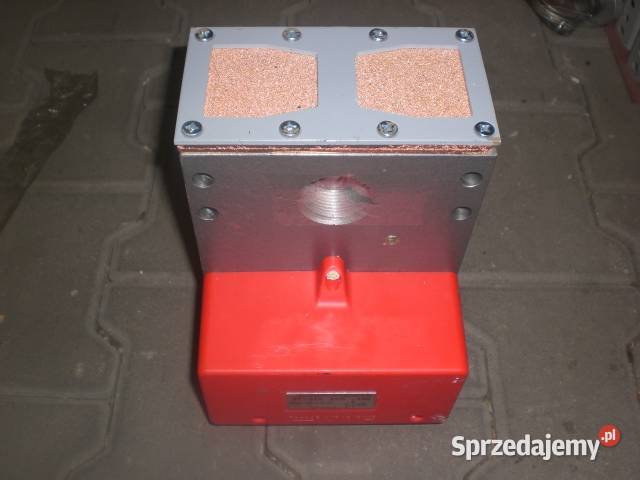 Zawór pneumatyczny do prasy KD