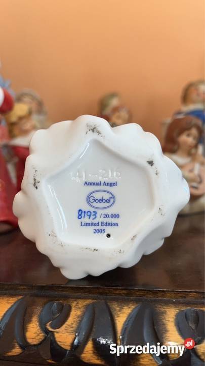Figurka Goebel Aniołek z gwiazdą Annual Angel Z Gdańsk