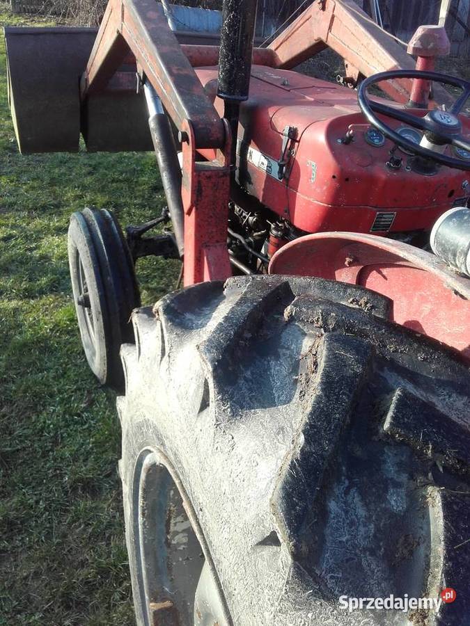 Massey ferguson z turem Klimusin