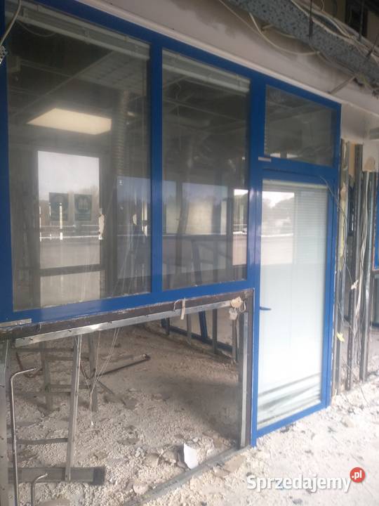 Witryna Aluminiowa z drzwiami 255 x 268 Warszawa