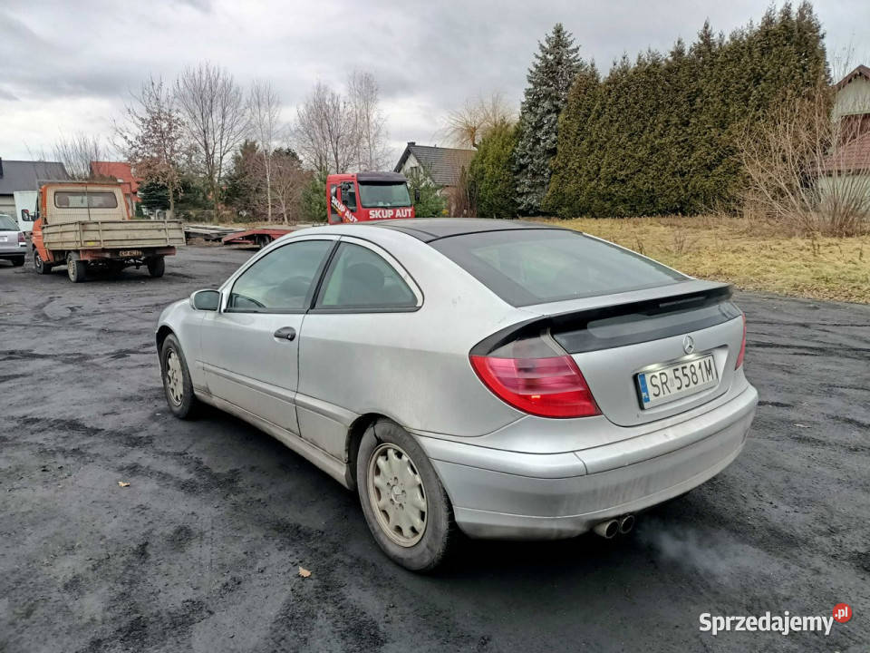 Mercedes C 180 Mercedes C klasa 20 01r W203 małopolskie