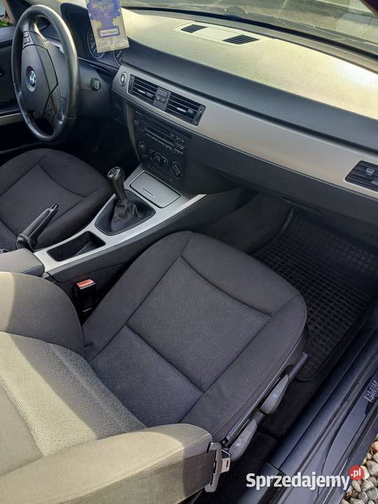 Sprzedam BMW e91 318d nieuszkodzony Samochody osobowe wielkopolskie Boruja Kościelna
