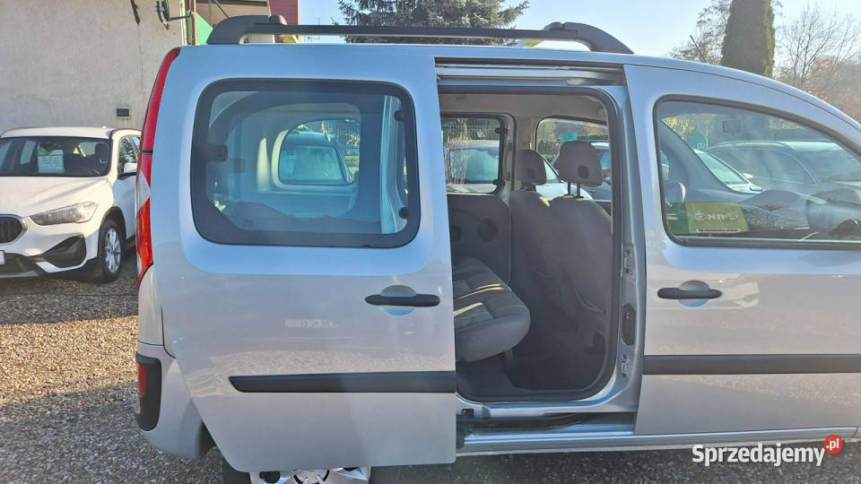 Renault Kangoo Benzyna 16 II 20072021 Rok produkcji 2010