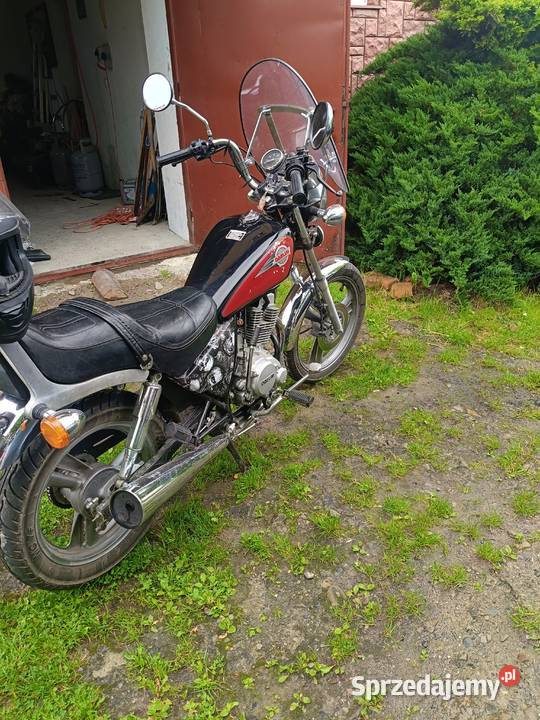 Daelim VC 125 F cruiser