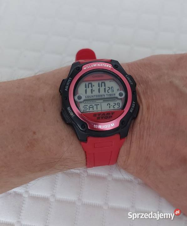 Czerwony zegarek LCD W756 WR 100 m Unisex Warszawa