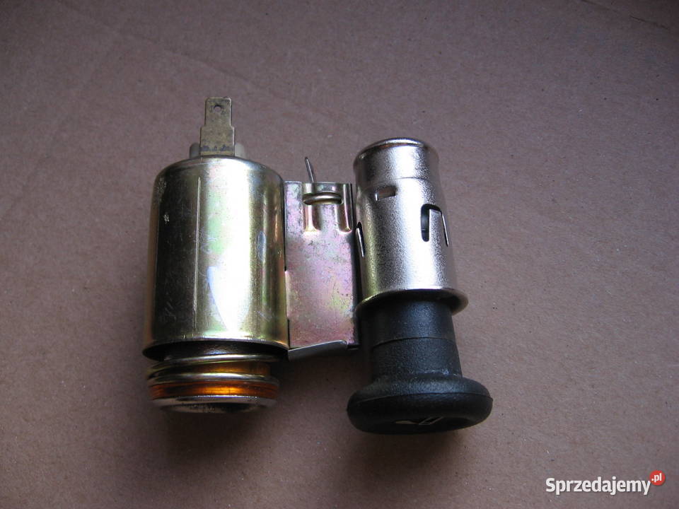 Polonez Fiat 125p zapalniczka FSO POLMO auto PRL Przemyśl