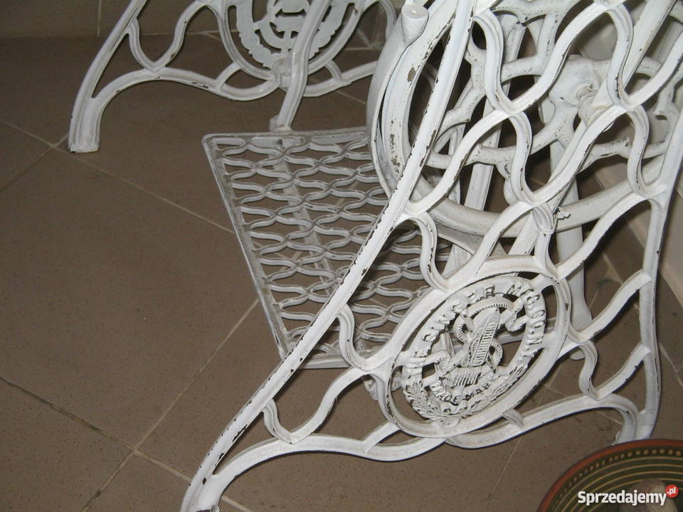 stolik z maszyny do szycia Karlino