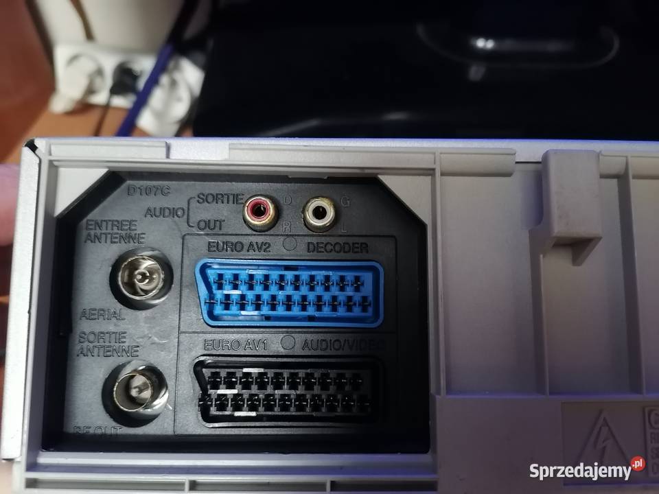 Magnetowid VHS LG LV 4981 HIFI stereo pilot śląskie