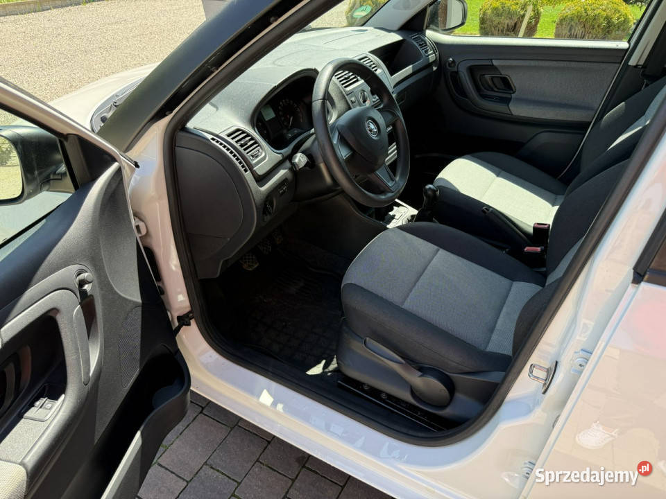 koda Fabia 15r 12 benzyna bezwypadkowa super 60KM Fabia Konradów sprzedam