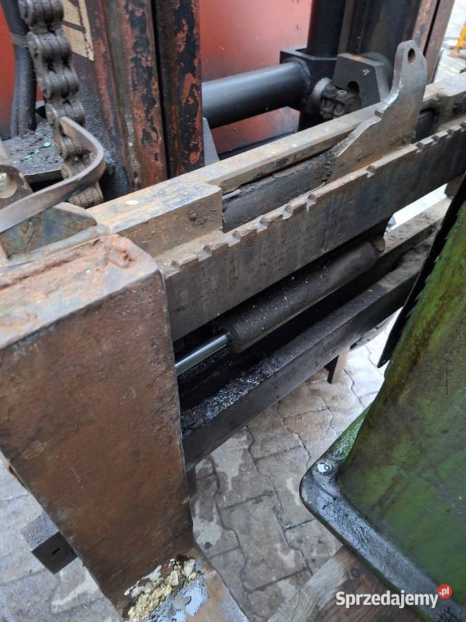 Wózek widłowy dwu tonowy boczny przesów diesel Motoryzacja Ostrowiec Świętokrzyski