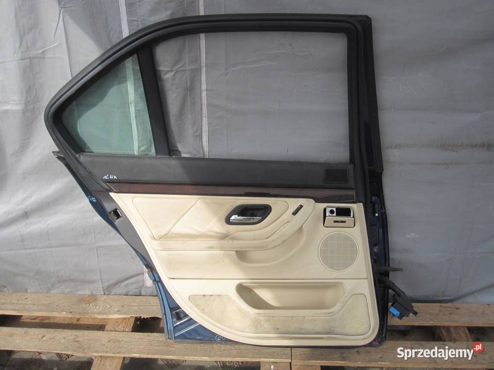 BMW E38 LIFT 01r drzwi lewe tył osobowe