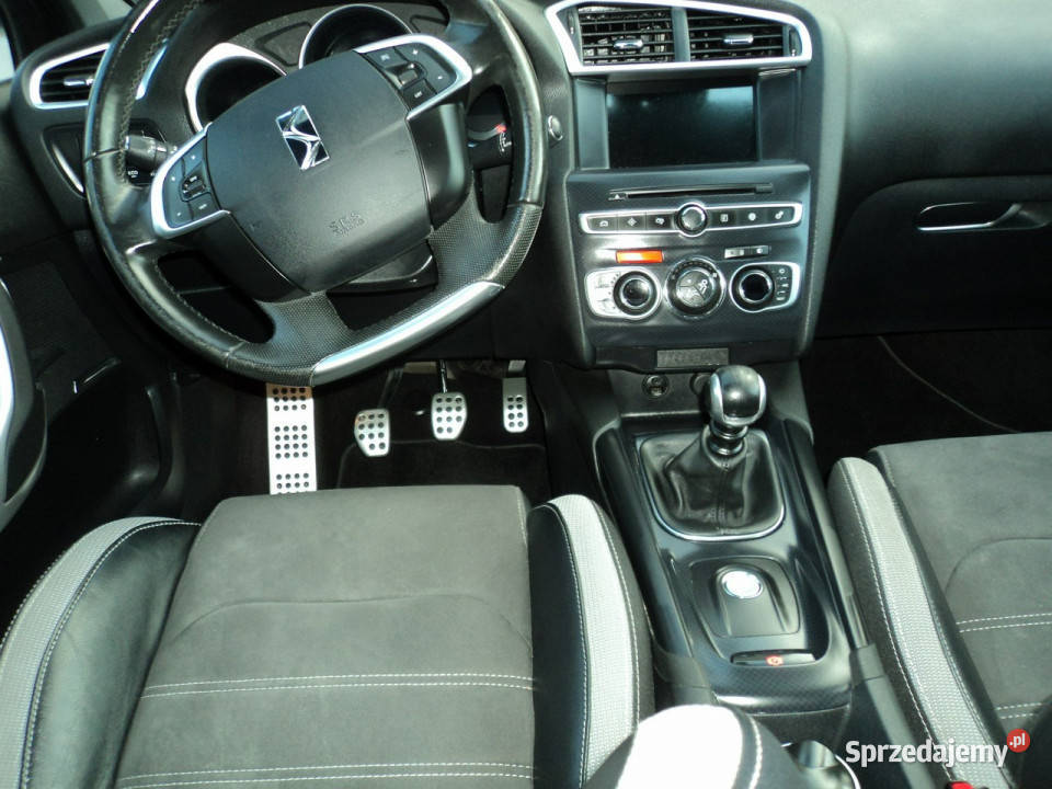 Citroen DS4 sprzedam DS4 z 2017r 12 b światła LED DS4 Lublin