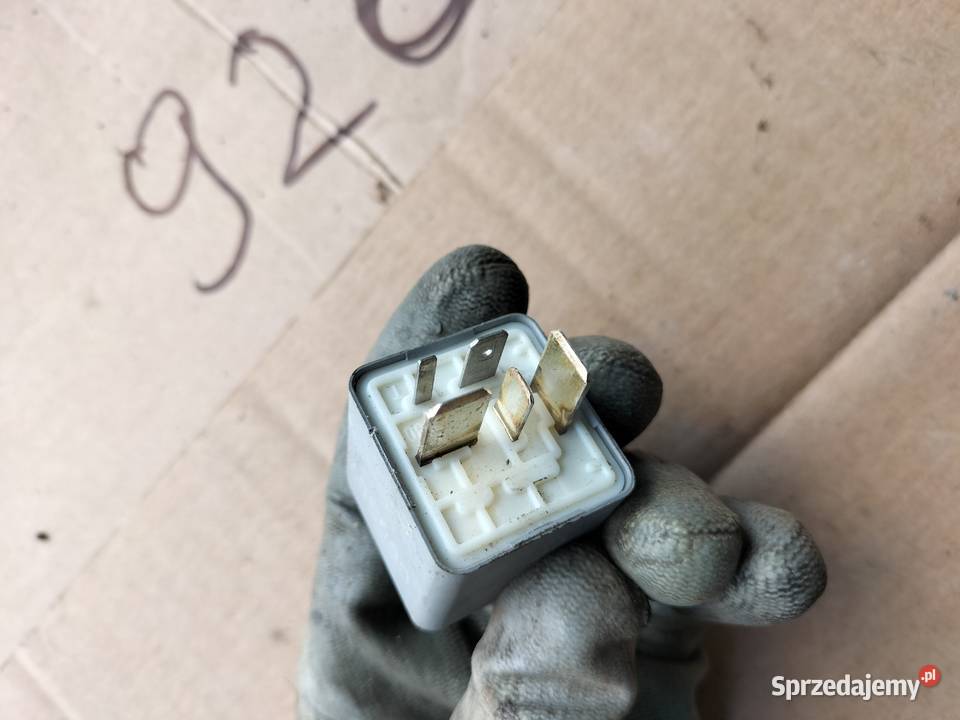 PRZEKAZNIK AUDI VW SEAT SKODA 372 4D0951253 Kamień-Kolonia