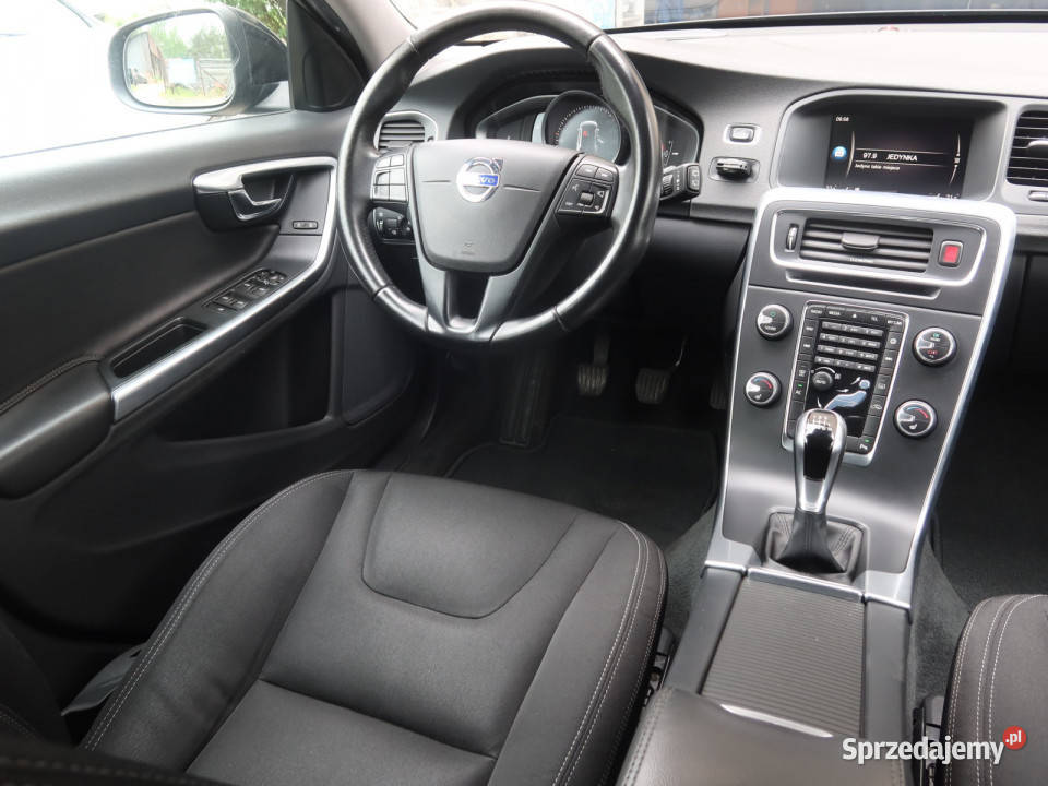 Volvo V60 D4 20 nieuszkodzony Katowice sprzedam