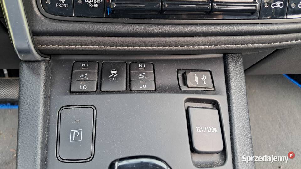 Toyota auris 18 benzyna hybryd 2016r kamera cofania Pietrzejowice