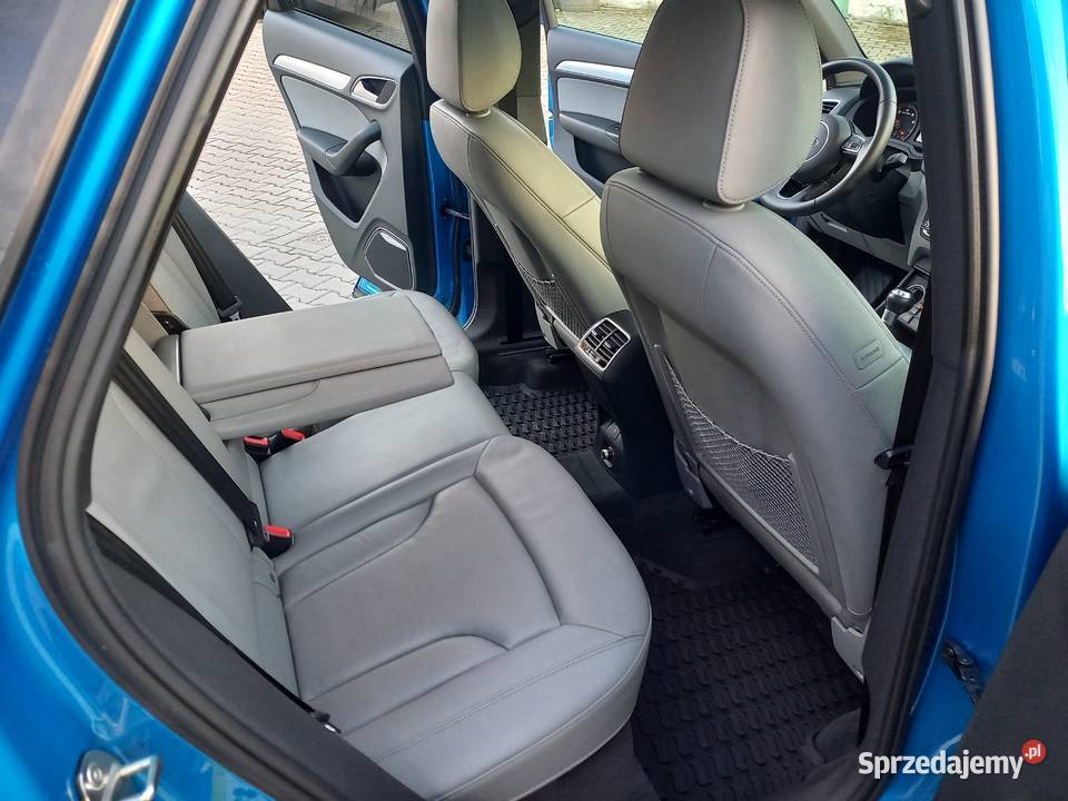 Audi Q3 4x4 20 TFSI Sline Najbogatsza wersja światła przeciwmgielne