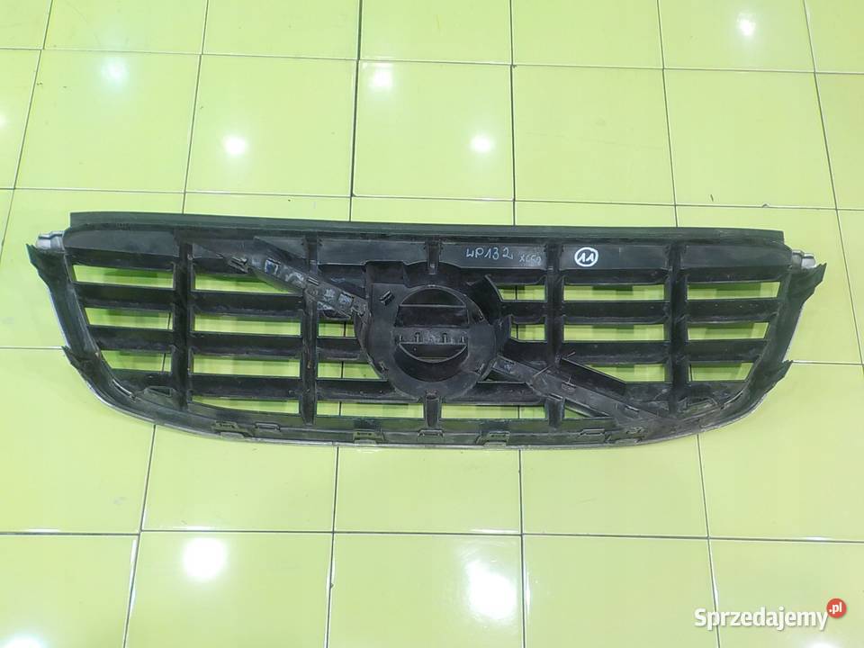 VOLVO XC60 24 D AUT 09r KOMBI 5D atrapa grill osobowe Suków
