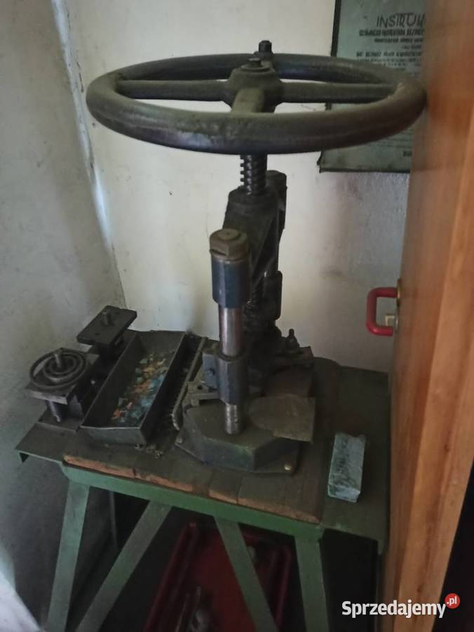 Mała prasa balansowa Tuszyn