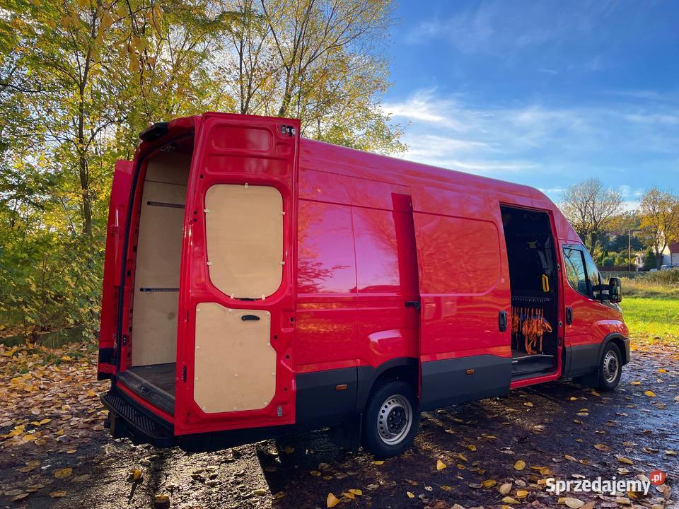 Przeprowadzki Kuba Łopacki transport przewóz Świdnica