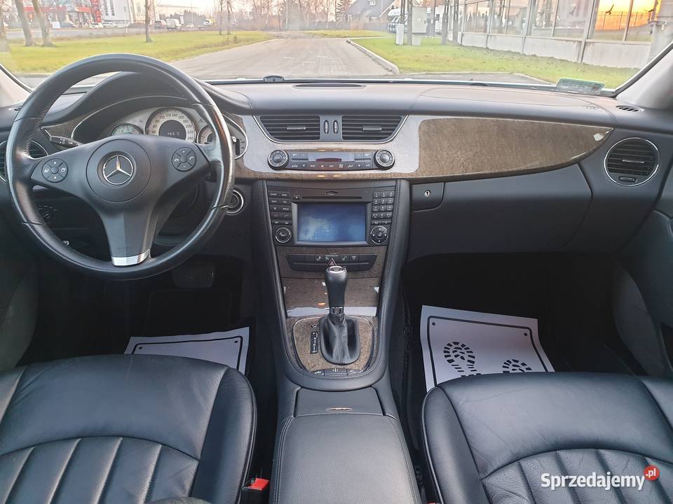 MercedesBenz CLS 32 Diesel 2008r 131 przebiegu Motoryzacja Poznań