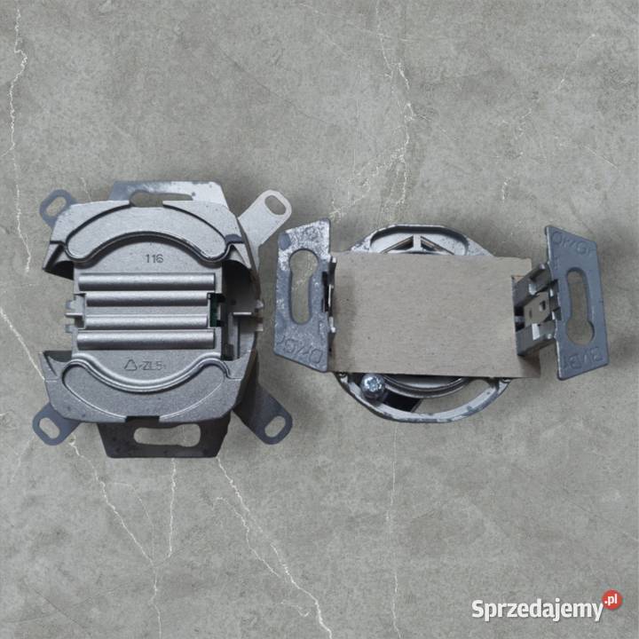 Berker 455501 Mechanizm gniazda komp UAE 2kr Krzeszowice