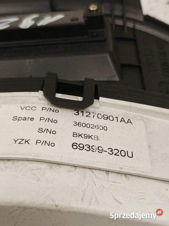 LICZNIK 31270901AA 69399320U 24 D 205 Volvo XC Rok produkcji 2009