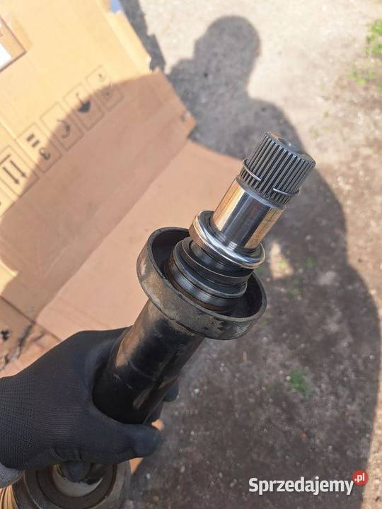 półoś prawa przód przednia VW T5 T5 Lift Półosie