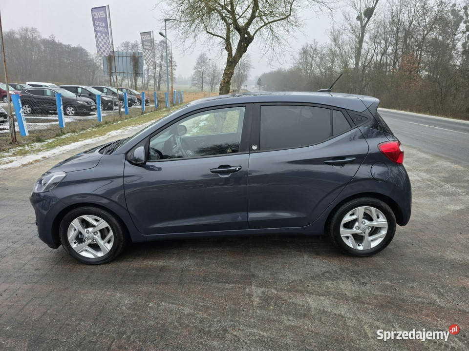 Hyundai i10 Hyundai i10 10 benzynka z małym Hatchback