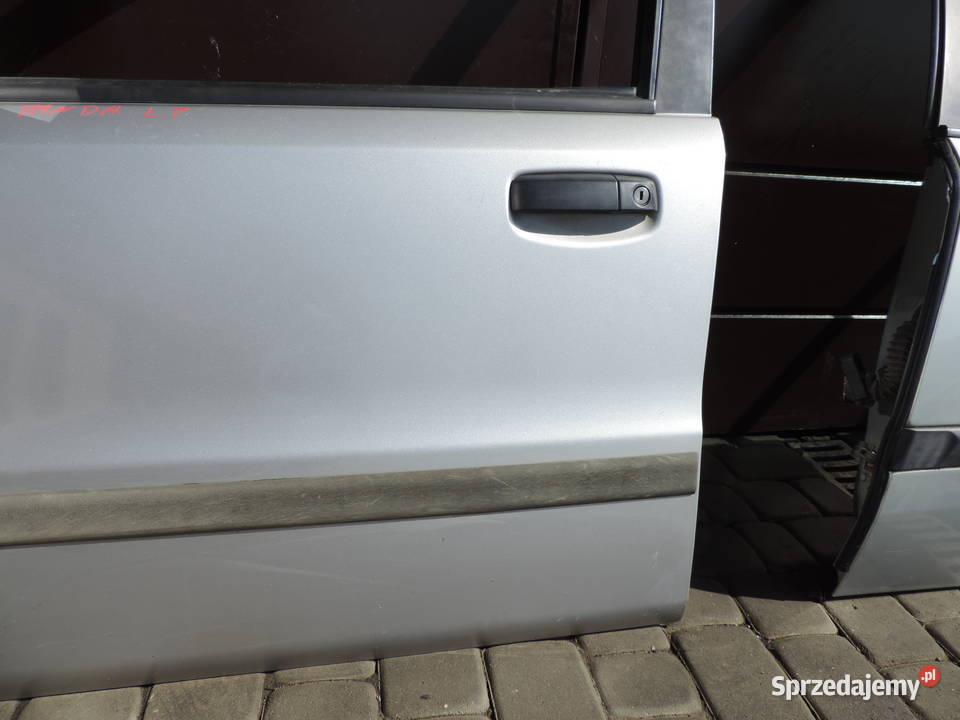 FIAT PANDA 2 DRZWI LEWE PRZEDNIE PRZÓD 647 Rok produkcji 2004 Nowy Sącz sprzedam