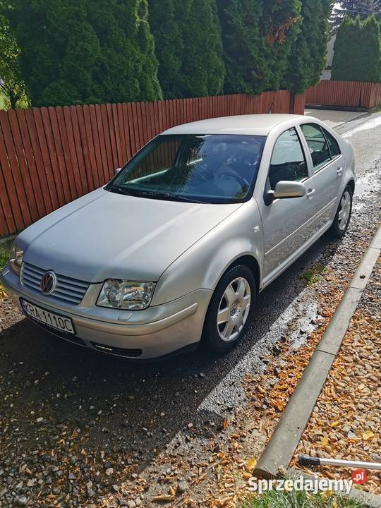 Volkswagen Bora 19 Tdi 110 światła przeciwmgielne