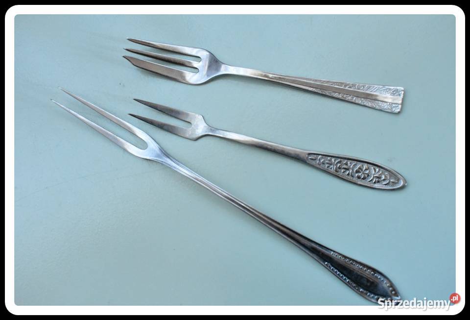 Trzy widelczyki do sera itp vintage raczej Płock