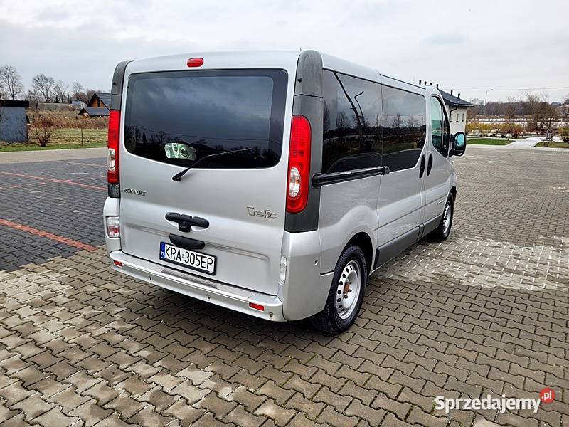 Zadbana 9cio osobowa wersja Słomniki