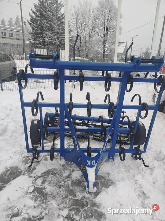 Agregat do upraw przedsiewnych Dziekan nieuszkodzony Potworów