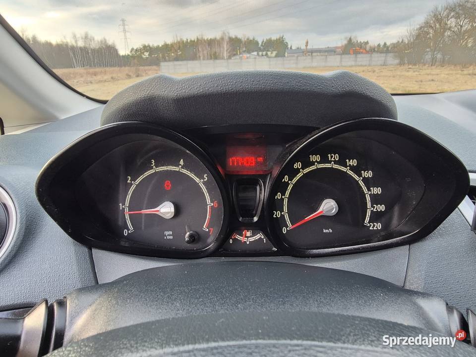 Ford Fiesta mk7 125 2009r 177000 Połaniec