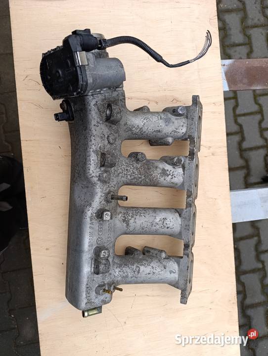 Audi TT 18 225 kolektor ssący Baryczka sprzedam