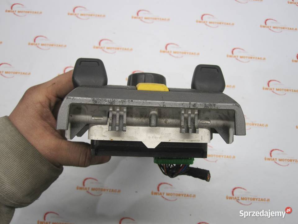 LAND ROVER DISCOVERY 08r ramka panel przełącznik osobowe Kielce sprzedam