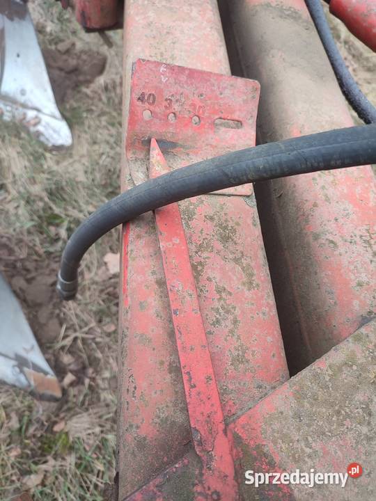 Pług Atlas Unia Grudziądz 4skibowy Vario Pługi Maszyny rolnicze Nowy Dwór