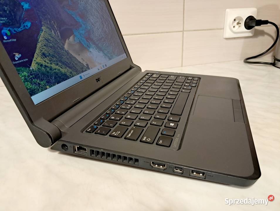 Dell 3340 laptop Intel i5 ram 8GB SSD WiFi BT sprzedam