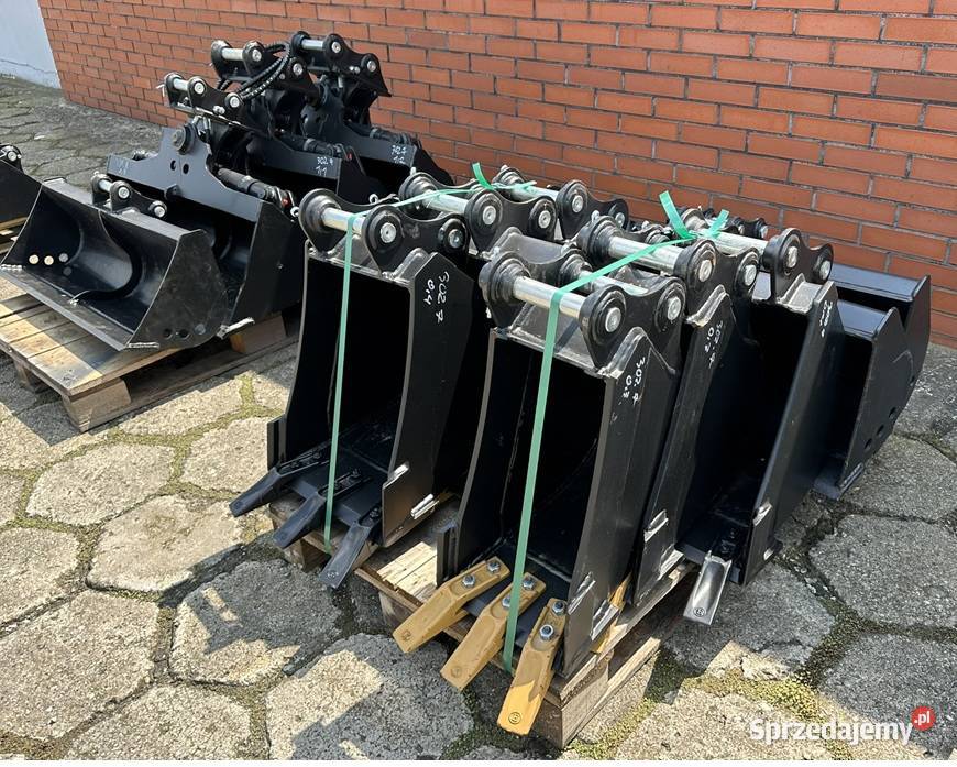 Fabrycznie nowe łyżki minikoparka CAT 3016 3018 Tuliszków
