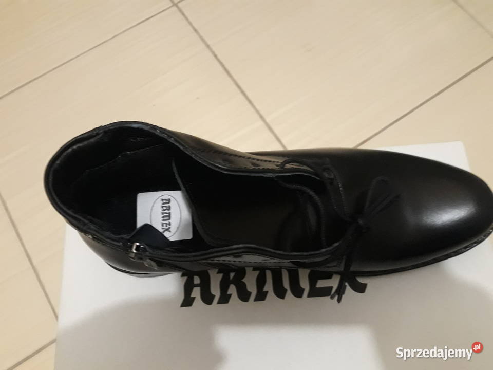 Botki Trzewiki wojskowe zimowe nowe 27 42 Półbuty Moda i Styl Warszawa