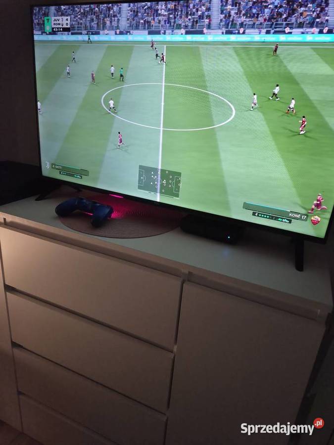 Konsola 4 pro 1tb dysk ssd 2 pady Pozostałe Wielopole Skrzyńskie