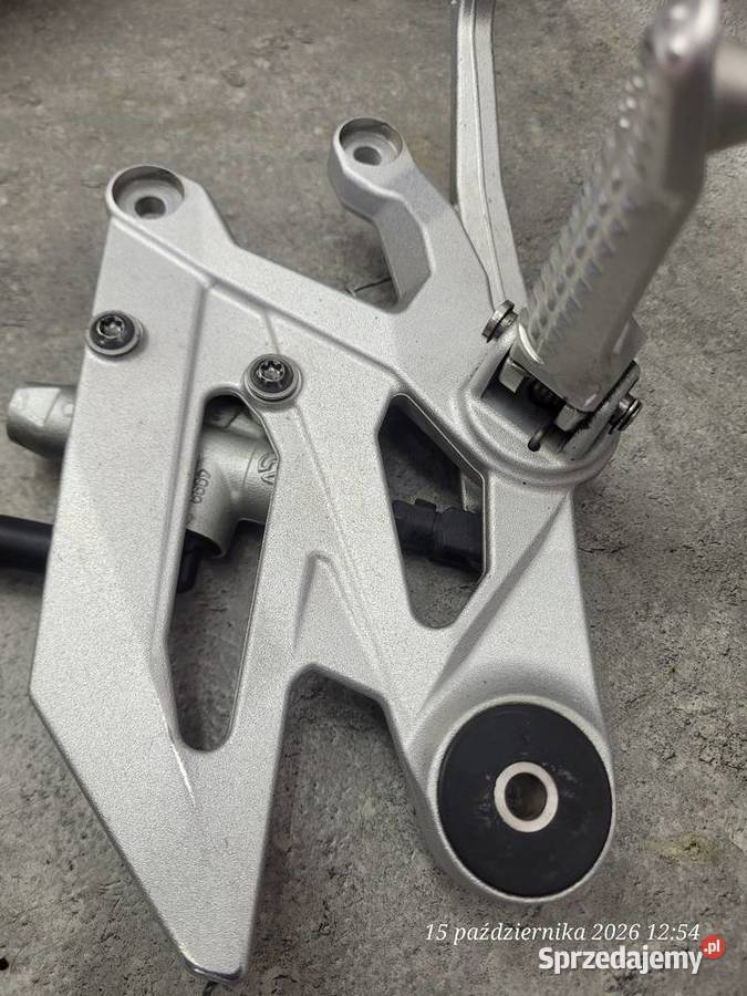 BMW S 1000 R S1000R K47 OEM PODNÓŻEK PRAWY SET Nowy Tomyśl