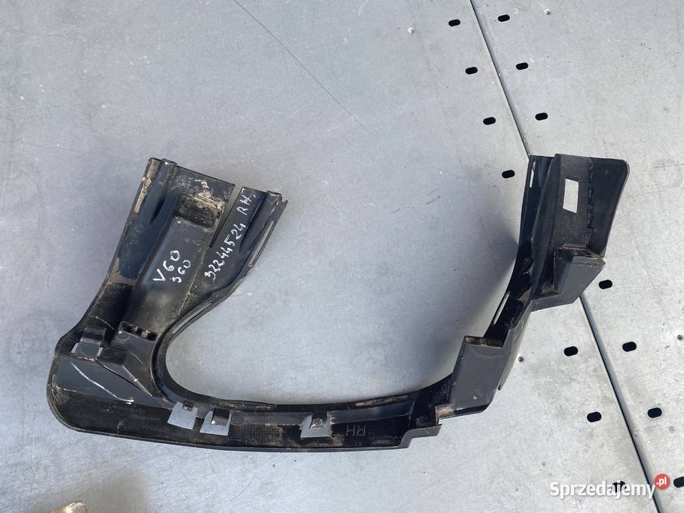 VOLVO V60 S60 II końcówka wydechu prawa 31455531 osobowe Układ wydechowy